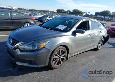 2018 Nissan Altima 2.5 Sr z USA, uszkodzony, nr VIN 1N4AL3AP8JC187535